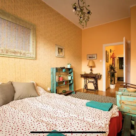 Location Art Flat * Budapešť